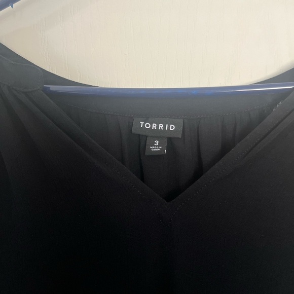 Elegant Black Lace Women's Top - Picture 6 of 7